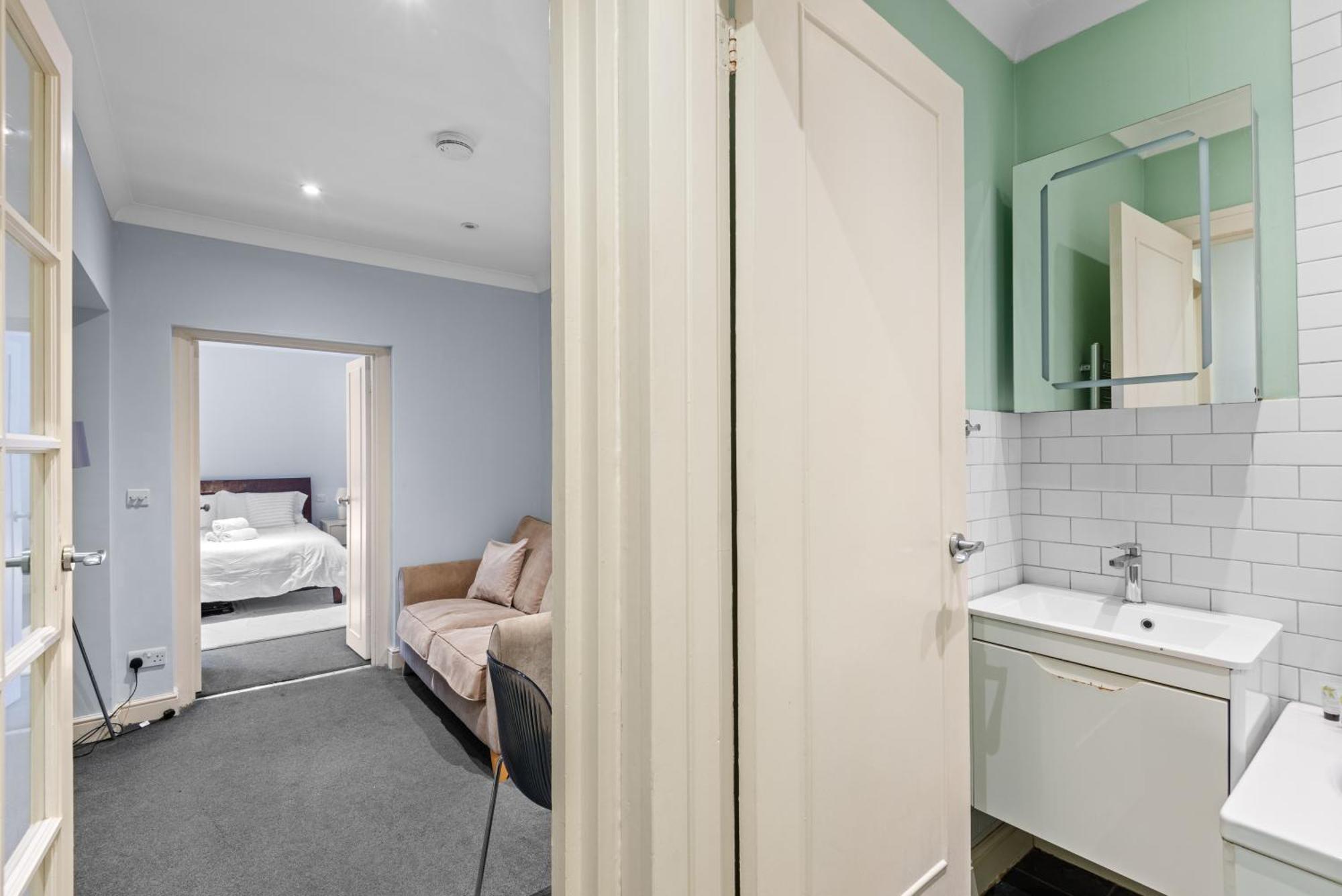 Appartamento Londwell, Boutique Bliss Nestled In Knightsbridge By Harrods Londra Esterno foto