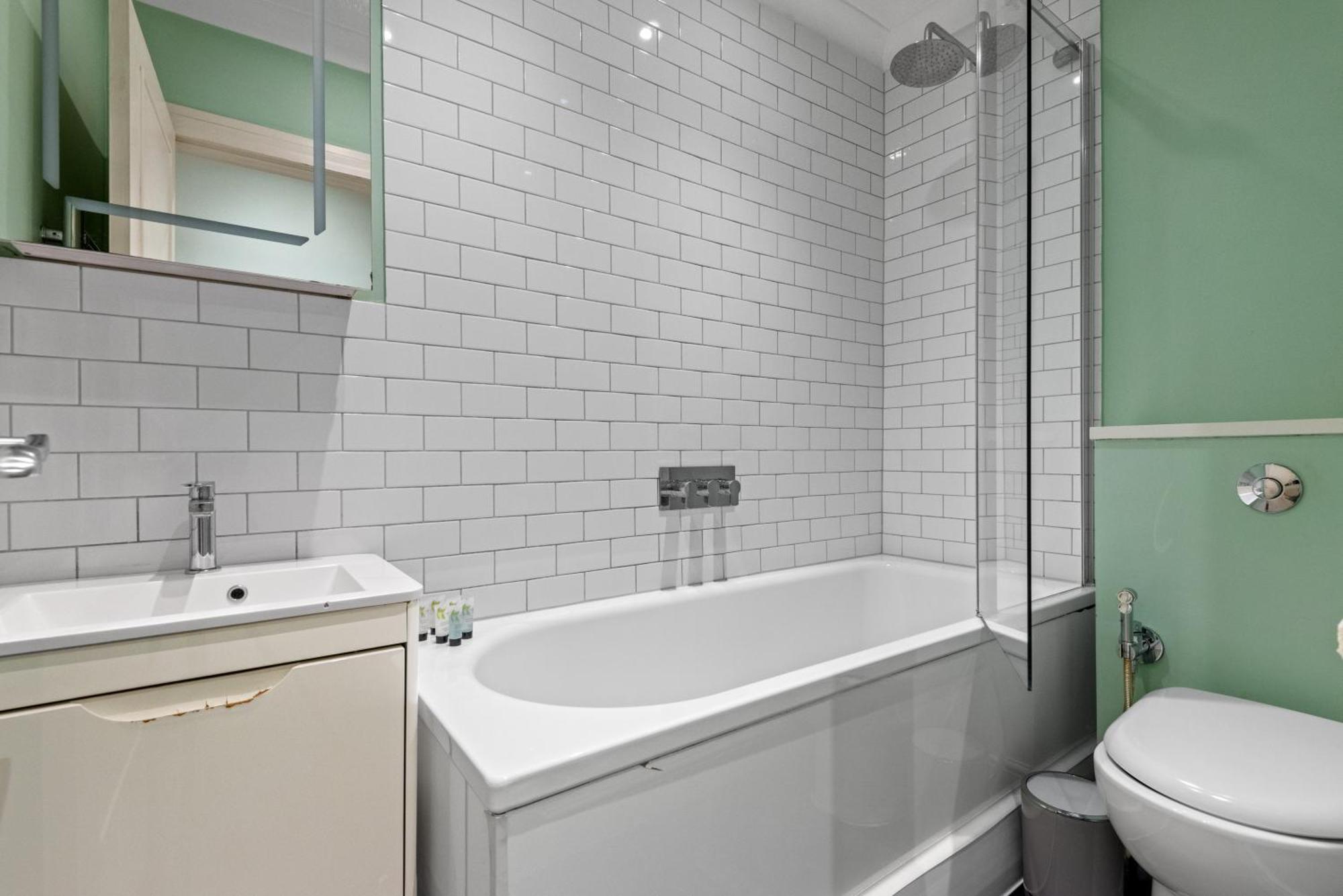 Appartamento Londwell, Boutique Bliss Nestled In Knightsbridge By Harrods Londra Esterno foto