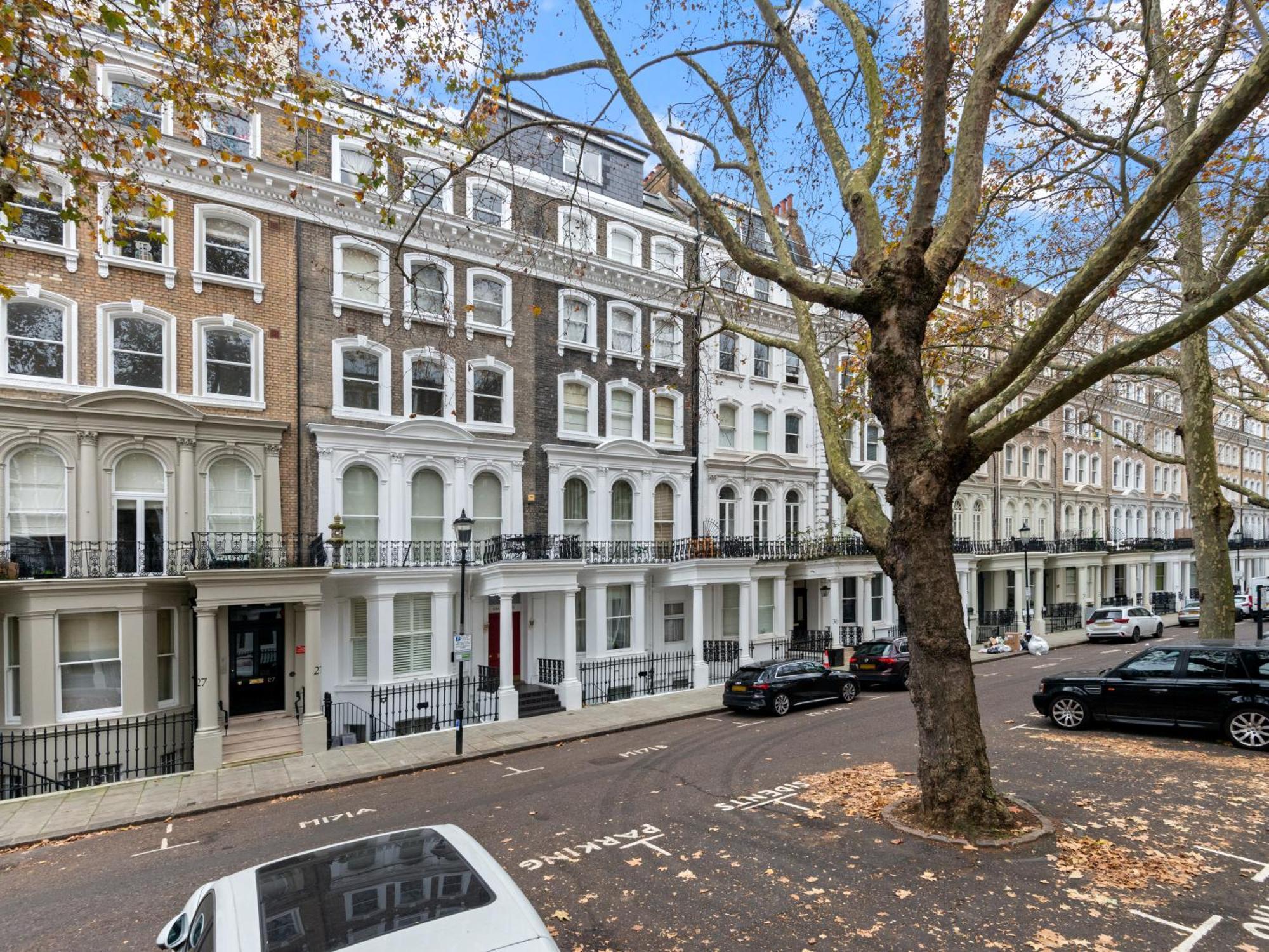 Appartamento Londwell, Boutique Bliss Nestled In Knightsbridge By Harrods Londra Esterno foto